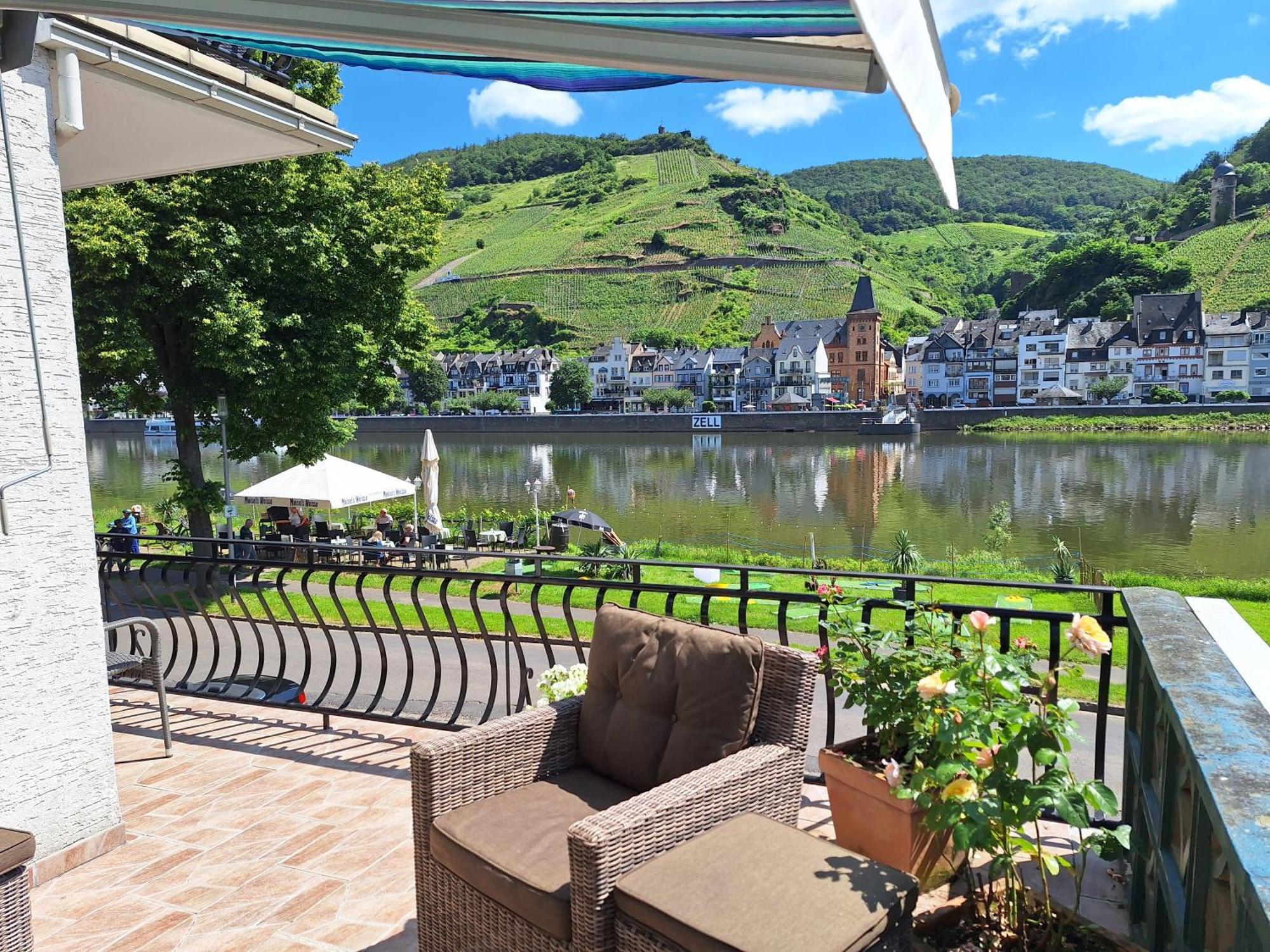 "Ferienhaus An Der Mosel" Zell an der Mosel Eksteriør bilde