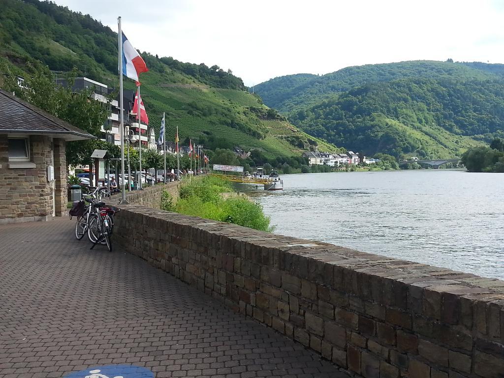 "Ferienhaus An Der Mosel" Zell an der Mosel Eksteriør bilde